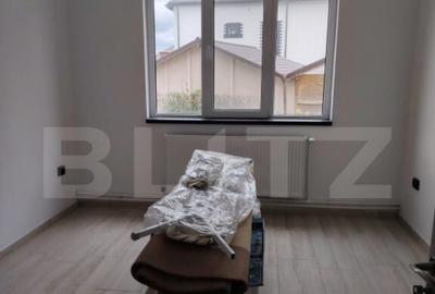 Casa de vanzare, cu 6 camere, 288 mp, zona Voinesti - 9