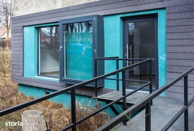 Spațiu comercial, de 50 mp, în Central - 6