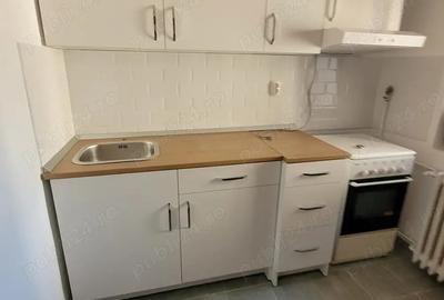 Vand sau schimb apartament situat in Rm. Valcea cu apartament situat in Pitesti - 1