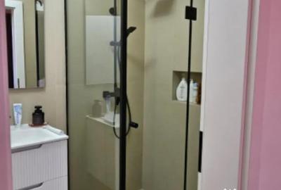 Apartament cu 3 camere decomandat în Central - 1