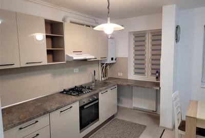 Apartament cu 2 camere decomandat, mobilat în Tractorul - 7