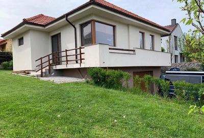 Casă cu 2 camere cu Teren 500 Mp în Florești - 2