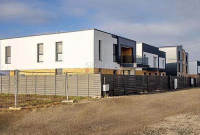 Casa Zona Linistita - 1