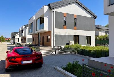 Casă individuală cu 5 camere cu Canalizare în Central