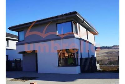 Case de vanzare in Corus