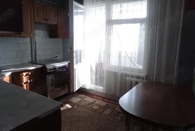 Apartament cu 2 camere decomandat în Drumul Taberei