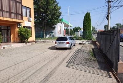 Casă individuală cu 6 camere cu Canalizare în Central - 3