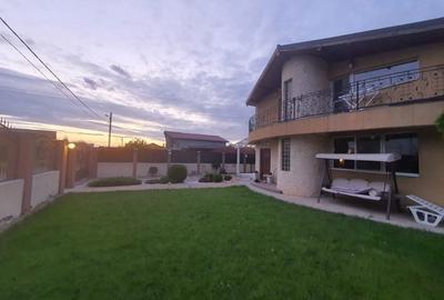 Casă cu 4 camere în Popoveni