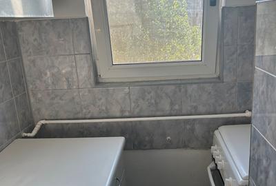Garsonieră decomandată în Alfa - 2