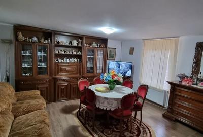 Casă cu 4 camere cu Teren 1400 Mp în Mihai Eminescu - 7