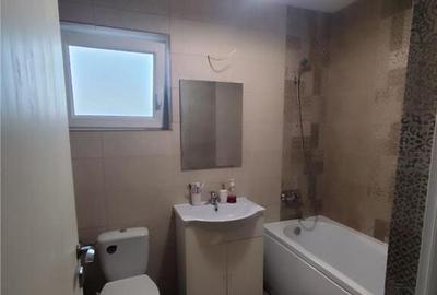 Casă cu 3 camere cu Canalizare în Triaj - 8