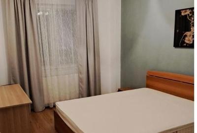 Apartament cu 3 camere în Florilor - 6