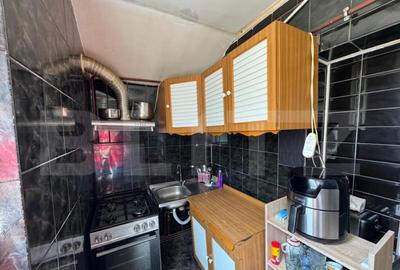 Apartament de 3 camere, decomandat, parter, zona Valea Rosie - 7