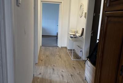Apartament cu 2 camere decomandat în Central - 2