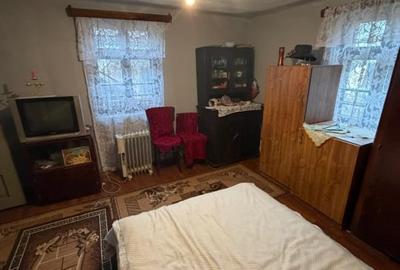 Casă individuală cu 6 camere cu Canalizare în Central - 10