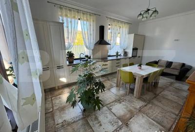 Casă cu 4 camere cu Canalizare în Hăpria - 6