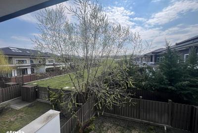 Casă cu 5 camere cu Teren 300 Mp în Central