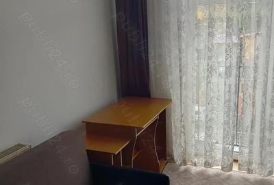 Garsonieră decomandată, mobilată în Iris - 9