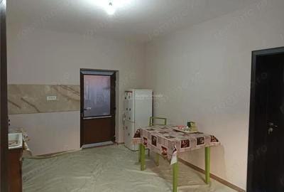 Casă cu Teren 1439 Mp în Socol - 18