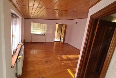 Apartament cu 3 camere semidecomandat în Eroii Revoluției - 4