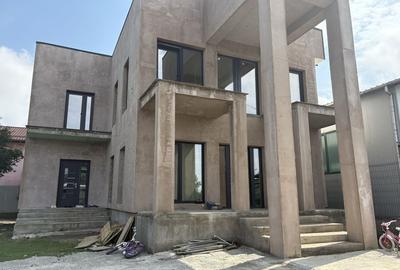 Casă cu 4 camere în Crâng - 1