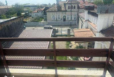 Casă cu 4 camere cu Teren 200 Mp în Central - 16