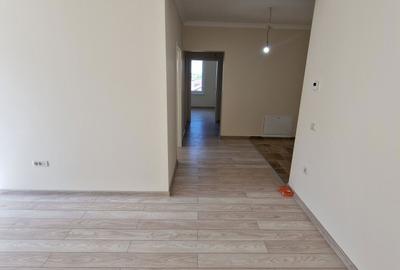 Apartament cu 2 camere decomandat în Giroc - 3