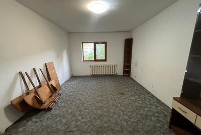 Apartament 4 camere zona Nicolina - 2