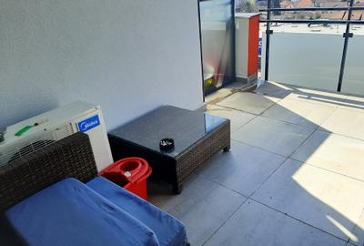 Apartament cu 2 camere semidecomandat, mobilat în Central - 3
