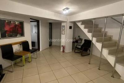 Spațiu comercial, de 260 mp, în Central - 8