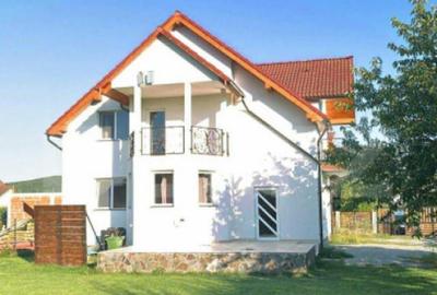 Casa spa?ioasa cu teren generos, Unirea 28 ari, 230 m - 10