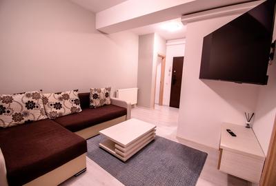 Apartament cu 2 camere semidecomandat în 13 Septembrie
