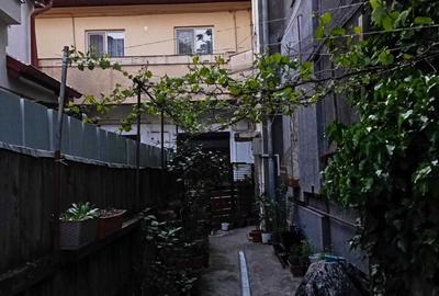 Casă cu 4 camere în Vitan - 6