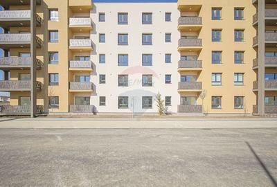 Apartament cu 2 camere decomandat în Tractorul - 2