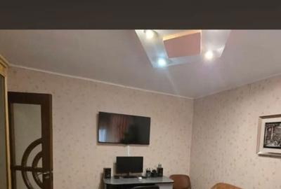 Apartament cu 3 camere decomandat în Est - 1