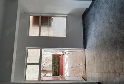 Spațiu comercial, de 23 mp, în Central - 1