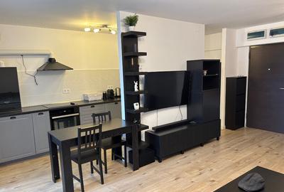 Apartament cu 2 camere semidecomandat în Aviației