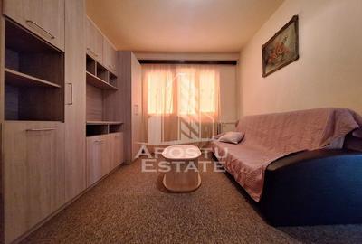 Apartament cu 2 camere semidecomandat, mobilat în Aurel Vlaicu
