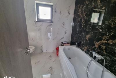 Casă cu 3 camere în Hemeiuș - 2