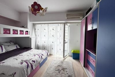 De vanzare 3 camere | Bd. Decebal | Etaj 2/8 | 92 mp | 2 bai - 8