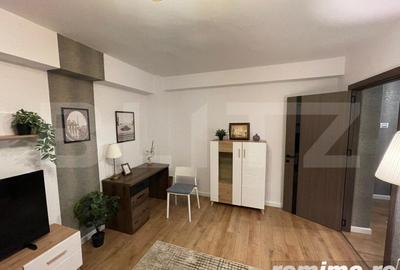 Apartament cu 2 camere decomandat în P-ța Victoriei - 11