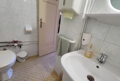 Studiou cochet pe Vasile Lascăr – ideal pentru investiție sau birou-Comision 0% - 10