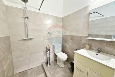 Spațiu comercial, de 42 mp, în Ultracentral - 6