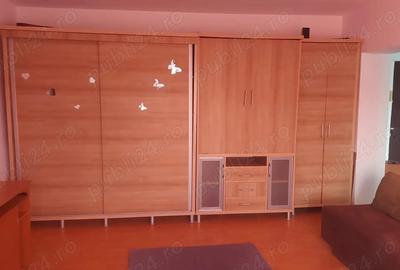 Proprietar inchiriez studiou inel ll supernova - 2