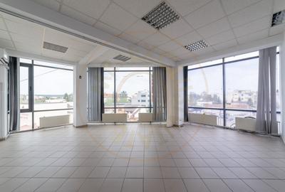 Inchiriere Spatiu Comercial - Locatie excelenta - Bld. Republicii 4, Pitesti! - 1