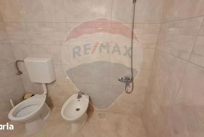 Casă cu 3 camere cu Teren 800 Mp în Corunca - 9