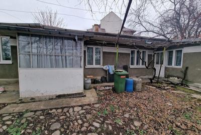 Casă cu Teren 1400 Mp în Central - 7