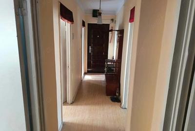 Apartament cu 3 camere decomandat în Central - 7