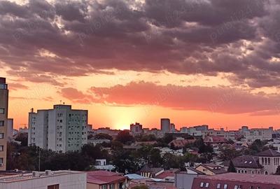 Proprietar, vand apart.4 camere, Bdul UNIRII Rond Alba Iulia-5 minute metrou - 1