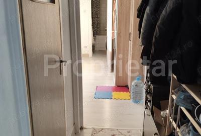 Apartament cu 3 camere semidecomandat în Drumul Taberei